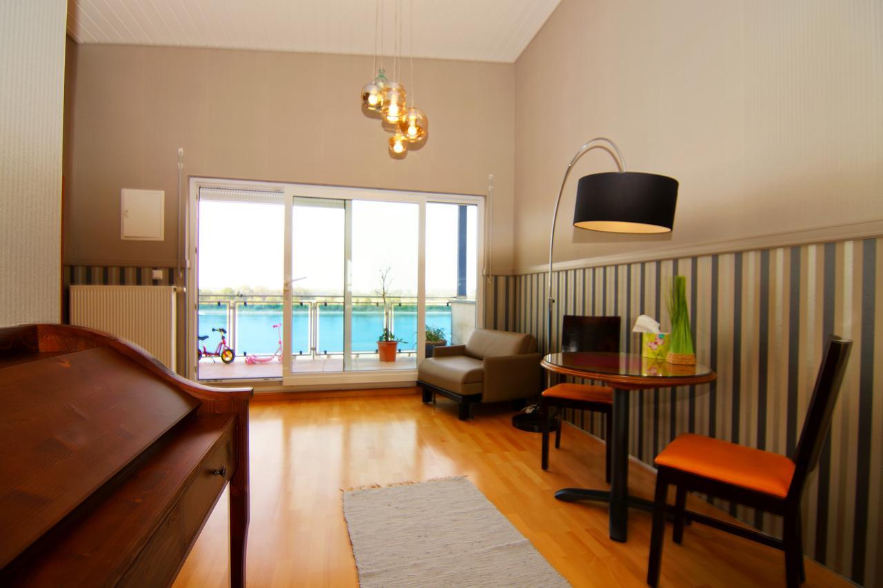 Hotel Rheingold Гернсхайм Екстериор снимка
